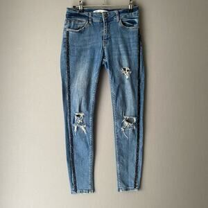 Zara sz 4  blue‎  Z1975 distressed jeans